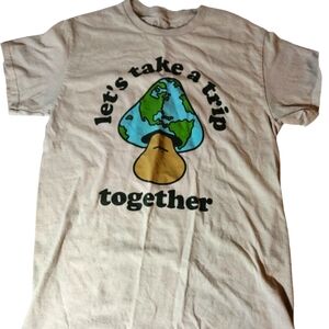Spencer's Let's Take a Trip Together Unisex Short Sleeve T-shirt Size Small